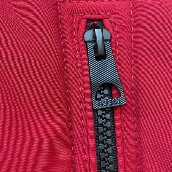 NEW GUESS Duke Puffer Red Jacket SZ S - Picture 6 of 6